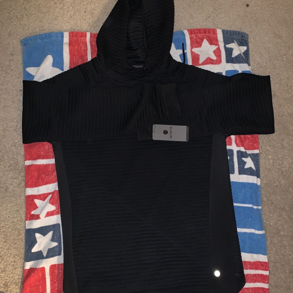 Unworn Agua hoodie. (size s)